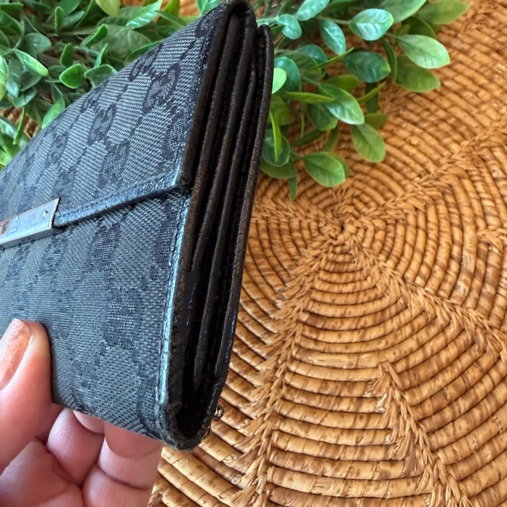 Gucci GG Black Women's Long Wallet - Picture 5 of 17
